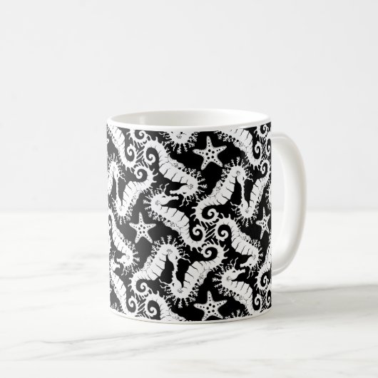 Zeepaard en zeester - zwart en wit patroon koffiemok (Voorkant rechts)