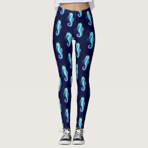Zeepaerdje van kristal ijs op blauwe achtergrond leggings