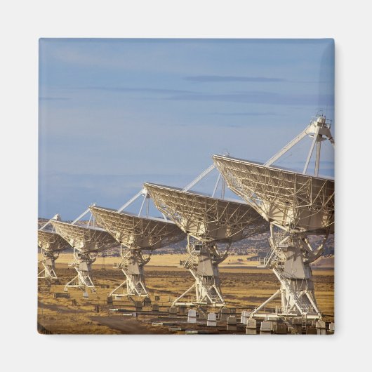 Zeer grote array, ook bekend als National Radio As Magneet (Voorkant)