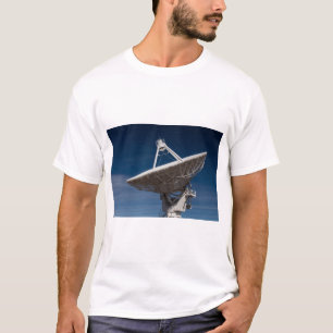 Zeer grote arrayradiobasis t-shirt