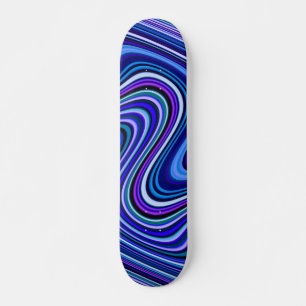 Zeer uniek patroon van blauw-waardebloerlijnpatroo skateboard
