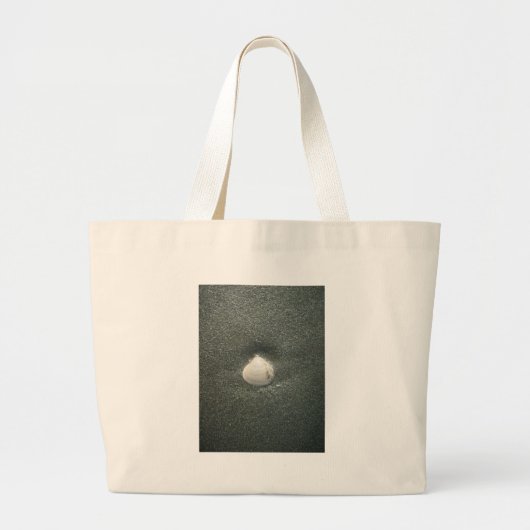 Zeeschelp in het zand: een zout souvenir grote tote bag (Voorkant)