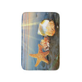 Zeeschelpen en zeesterkreeft op het strand badmat (Voorkant Verticaal)