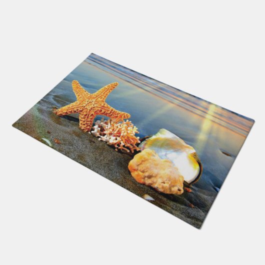 Zeeschelpen en zeesterkreeft op het strand deurmat (Schuin)
