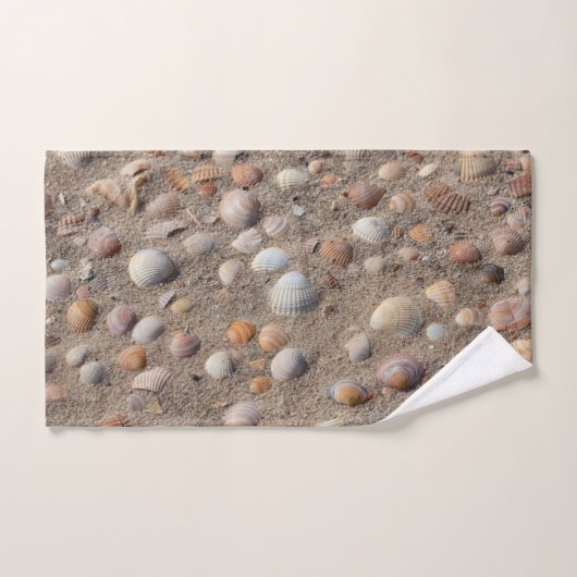 Zeeschelpen op het strand bad handdoek (Handdoek)