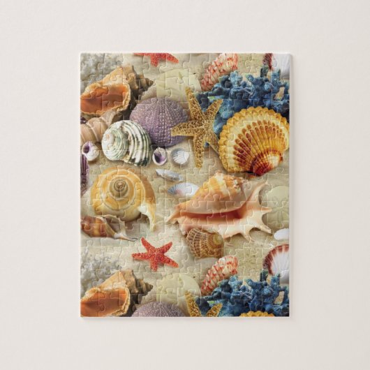Zeeschelpen op het strand legpuzzel (Verticaal)