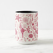 Zeeshells in Viva Magenta - Kleur van het jaar 202 Mok (Midden)