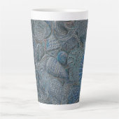 Zeeshells oceaanbek Blauw Nautisch Metaal Latte Mok (Voorkant)
