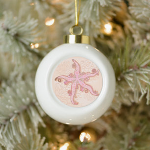 Zeesterren en koraalroze pastelpatroon keramische bal ornament