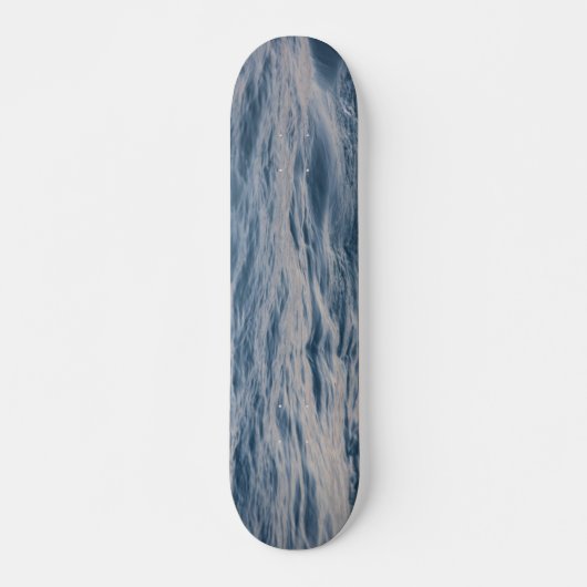 Zeewater close-up skateboard (Voorkant)