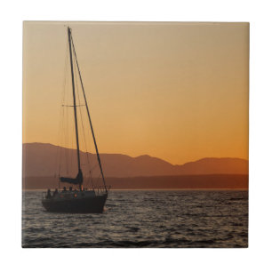 Zeilboot bij zonsondergang op de Puget Sound Tegeltje