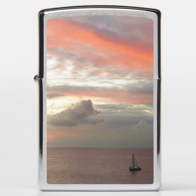 Zeilboot in Sunset Beauful Pink Seascape (Voorkant)