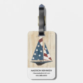 Zeilboot met Amerikaanse vlag Bagagelabel (Achterkant verticaal)