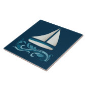 Zeilboot op de golven tegeltje (Zijkant)