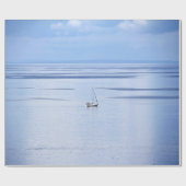 Zeilboot op zee, Nautisch, blauw waterhemel Cadeaupapier (Vlak)