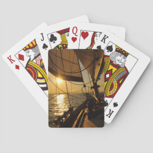 Zeilbootdek, koers zetting zon pokerkaarten