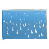 Zeilboten in diep blauw Zee - Regatta Sailships Kussensloop (Voorkant-Rechts)