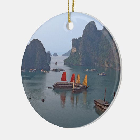 Zeilboten in Ha Long Bay - Vietnam, Azië Keramisch Ornament (Links)