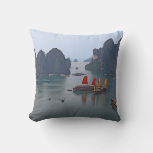 Zeilboten in Ha Long Bay - Vietnam, Azië Kussen