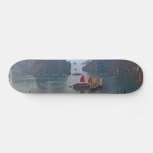 Zeilboten in Ha Long Bay - Vietnam, Azië Skateboard