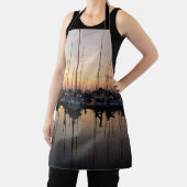 Zeilboten in haven met tegenlicht. schort (Insitu)