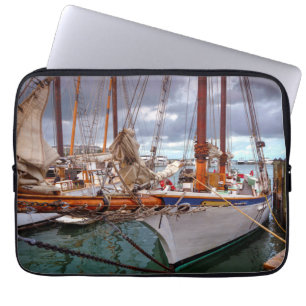 Zeilboten in het westen laptop sleeve