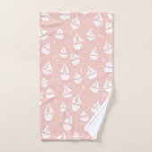 Zeilboten Patroon Roze Wit Bad Handdoek (Handdoek)