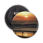 Zeilingen van het Zee op de zon Button Flesopener (Voorkant)