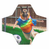 Zelda jouant au football (Plat)