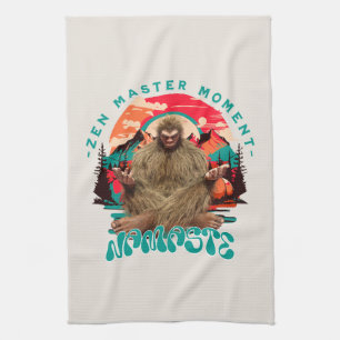 Zen Meester Moment Bigfoot Meditatie Retro Kunst Theedoek