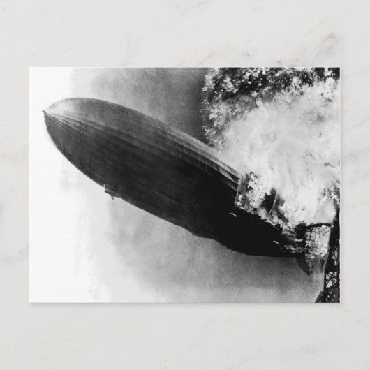 Zeppelin Burning Briefkaart (Voorkant)