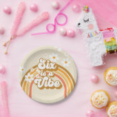 Zes is een Vibe Retro Rainbow Groovy 6e verjaardag Papieren Bordje (Feest)