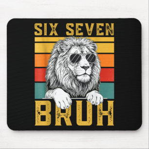 Zes Zeven 6 7 67 Meme Grappige Leeuw Retro Vintage Muismat
