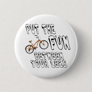 Zet de veer tussen je benen. ronde button 5,7 cm