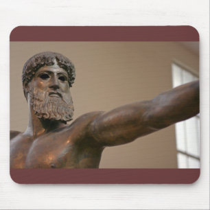 Zeus bronze standbeeld in Athene Griekenland Muismat