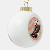 Zhen Zhen de Panda Keramische Bal Ornament (Links)