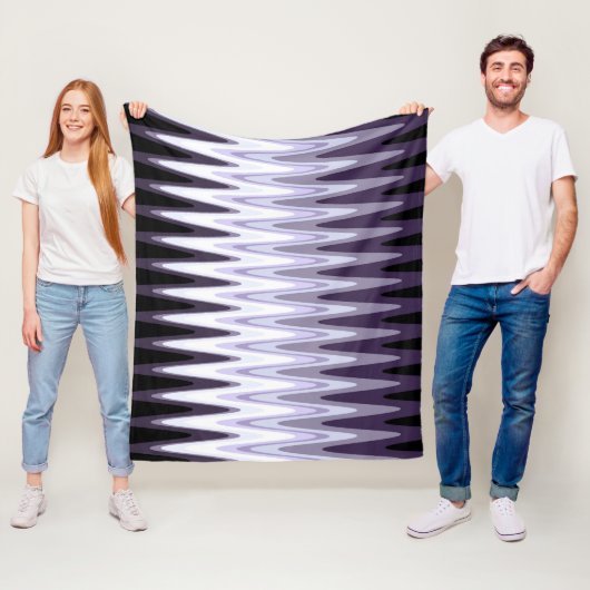 Zig Zag Black White Grey Dark Paars Beige Patroon Fleece Deken (In situ)