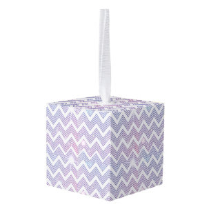 Zig Zag Pattern Kubus Ornament