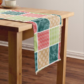 Zigzag, Chevron, Gingham, Polka Dots, Patchwork Medium Tafelloper (Voorbeeld)