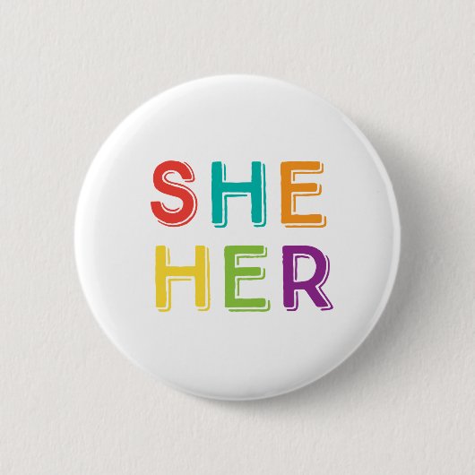 Zij haar uitspraak ronde button 5,7 cm (Voorkant)