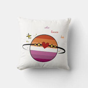 Zij houdt van haar zonsondergang lesbische vlag kussen