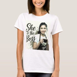 Zij is de baas van de vrouwendag t-shirt