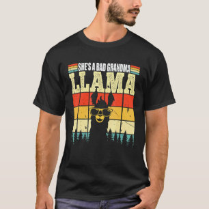 Zij is een slechte oma Llama-liefhebbers T-shirt
