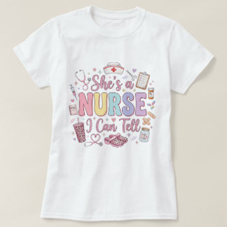 Zij is een verpleegster, dat kan ik zien PNG, Retr T-shirt