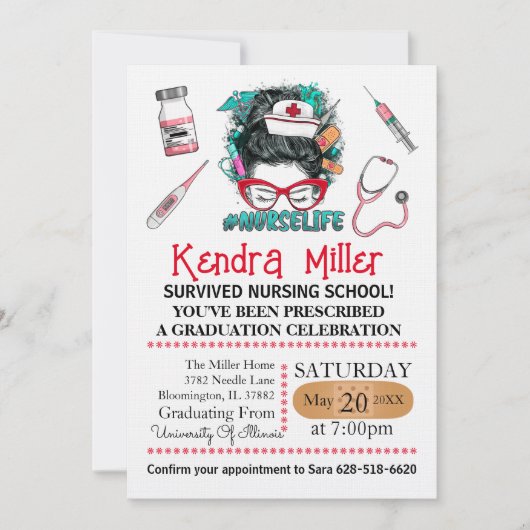 Zij is klaar om het Afstuderen van de showts te ro Kaart (Voorkant)