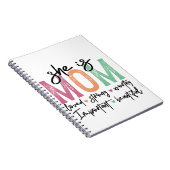 Zij is mama: Geliefd, Sterk, Waardig, Belangrijk, Notitieboek (Rechterzijde)