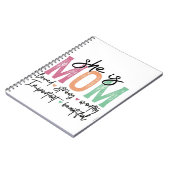 Zij is mama: Geliefd, Sterk, Waardig, Belangrijk, Notitieboek (Linkerzijde)
