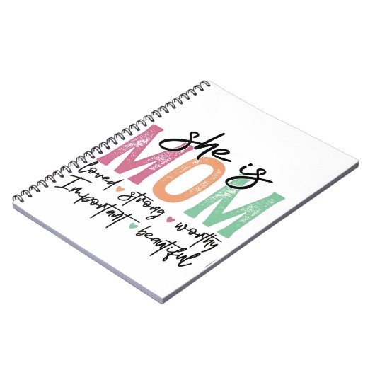 Zij is mama: Geliefd, Sterk, Waardig, Belangrijk, Notitieboek (Linkerzijde)