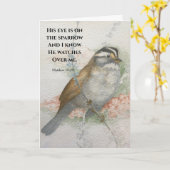 Zijn aandacht gaat uit naar het bijbelcitaat van S Kaart (Gele Bloem)