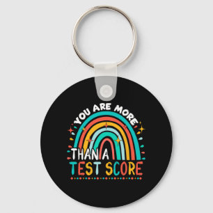 Zijn meer dan een testscore Koele regenboogtestdag Sleutelhanger